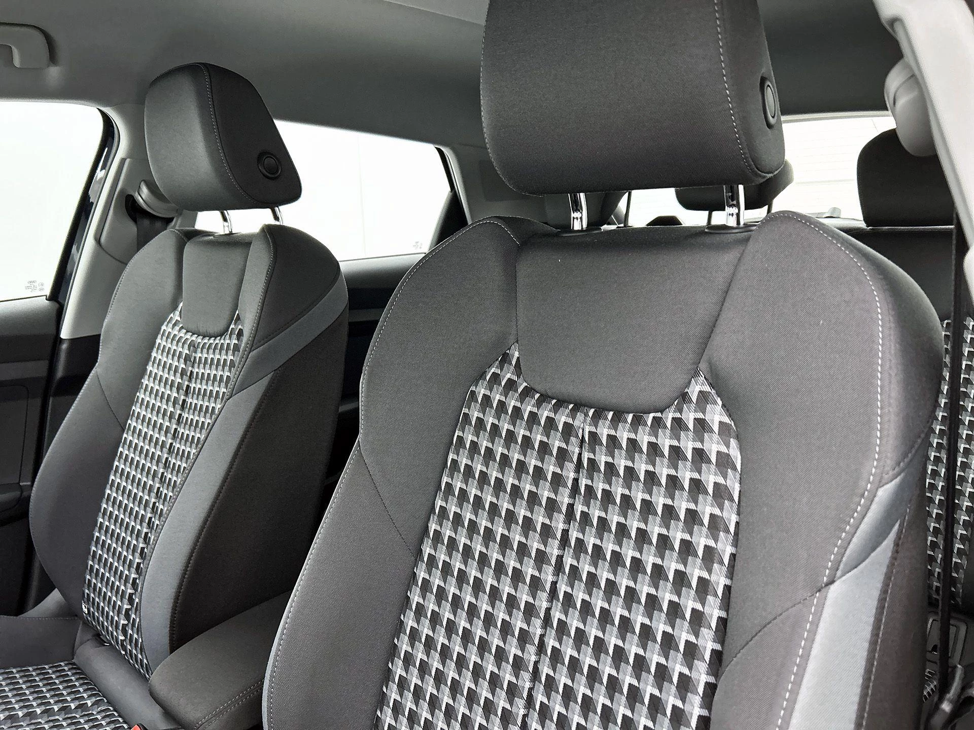 Audi-A1 Sportback-image-9