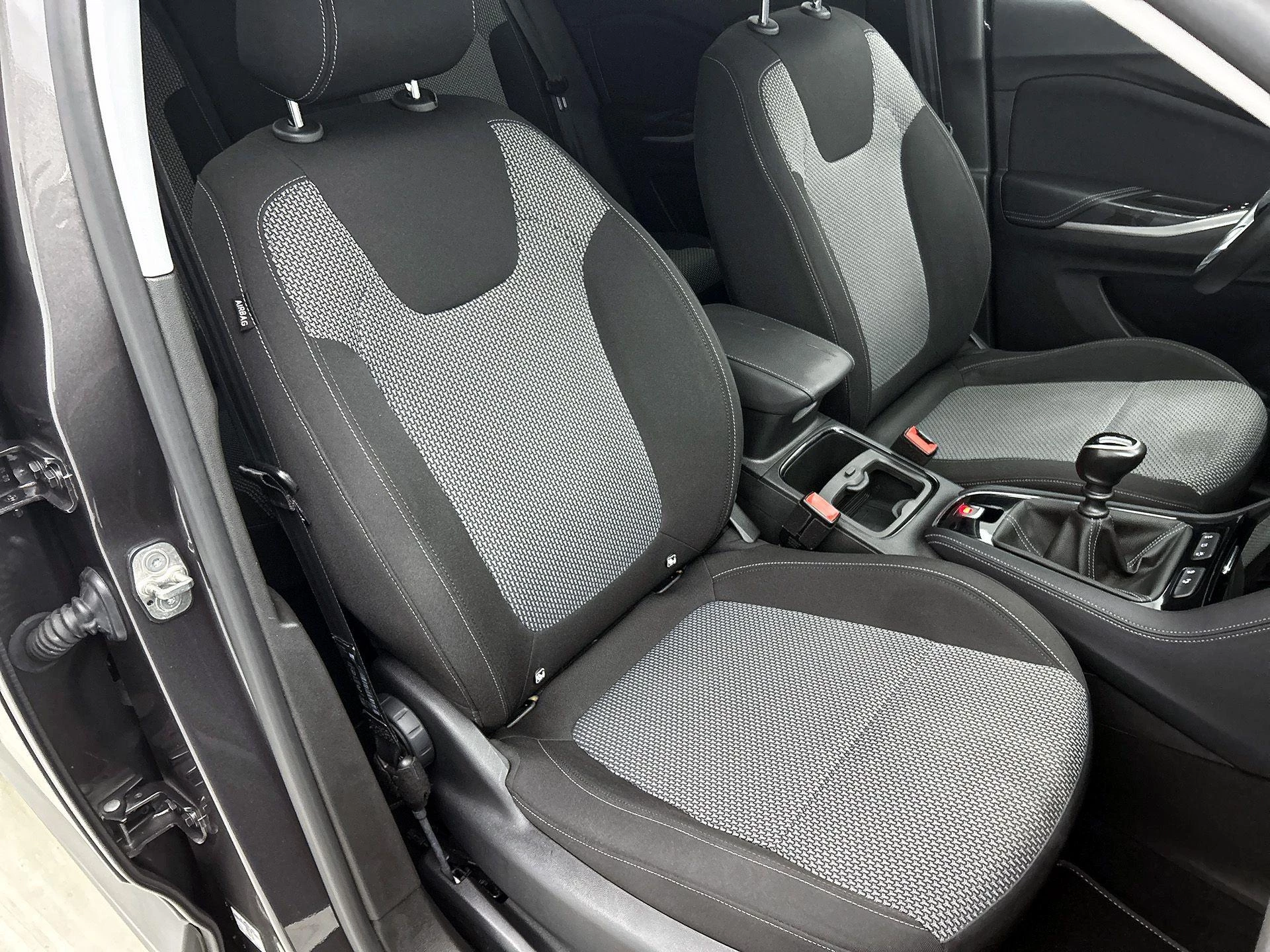 Opel-Grandland X-image-37