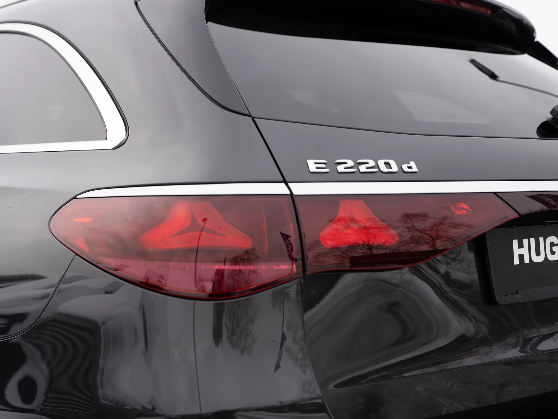 Mercedes-Benz E-Klasse 220 d AMG Line Advanced AHK*AMB.BELEUT*WINT.PKT