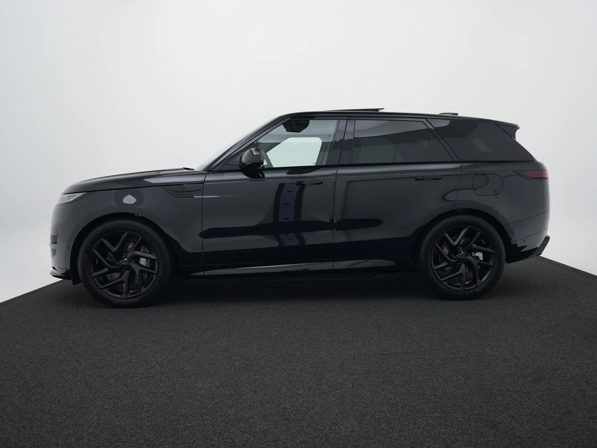 Land Rover-Range Rover Sport-image-4