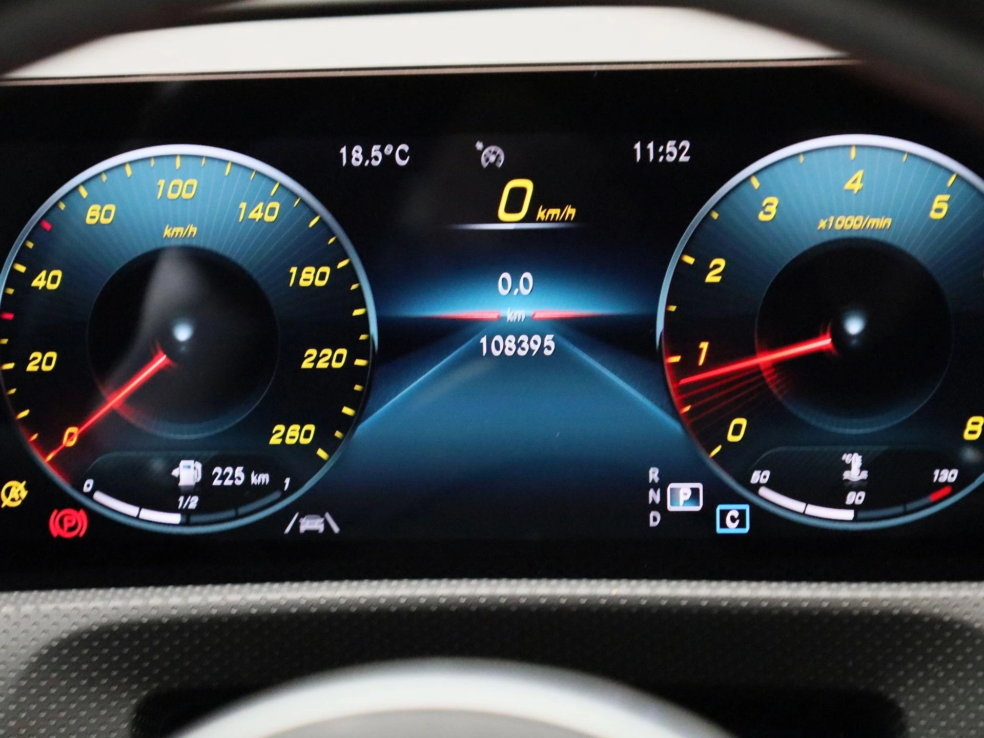Mercedes-Benz A-Klasse 180 Aut. AMG Business Solution