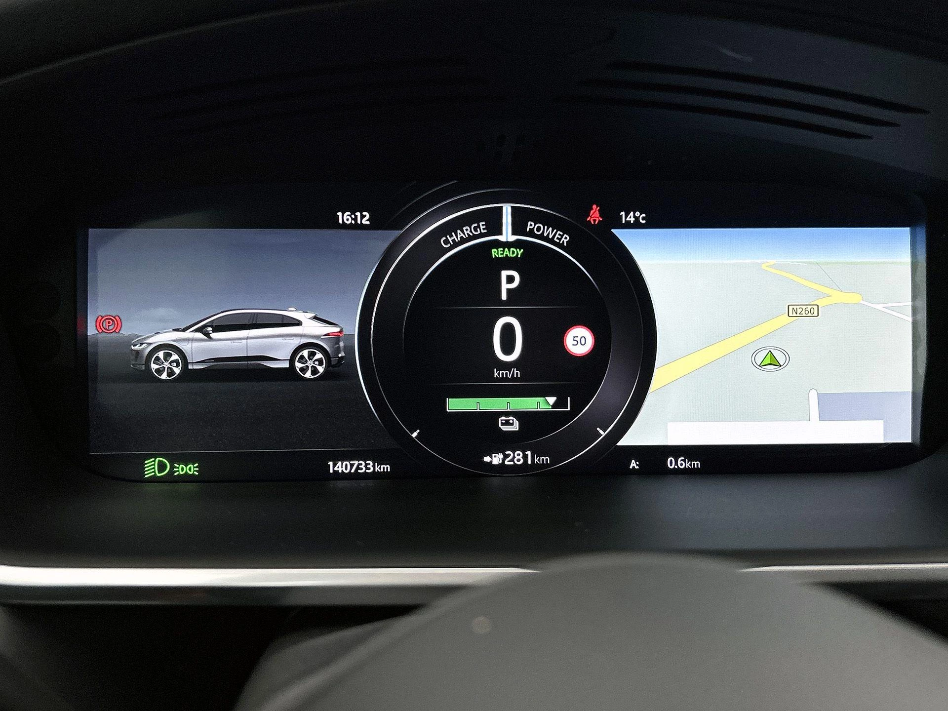 Jaguar-I-PACE-image-48