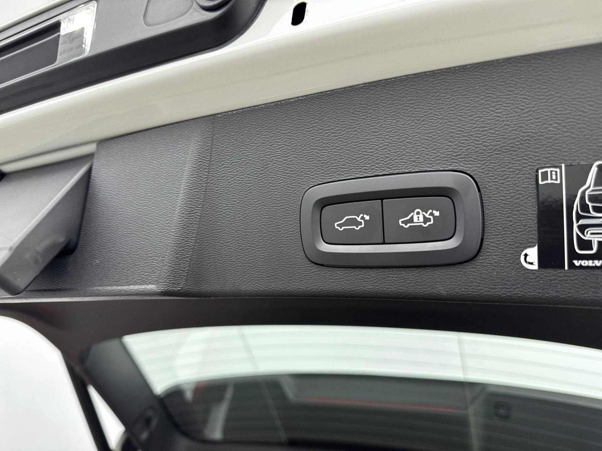 Volvo-XC40-image-16