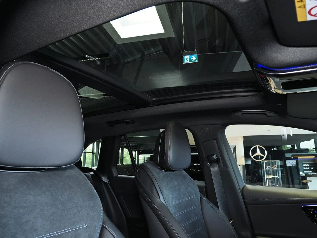 Mercedes-Benz-GLC 200 d-image-13