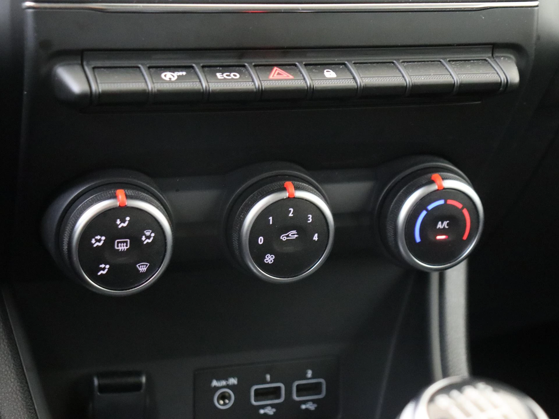 Renault-Captur-image-22