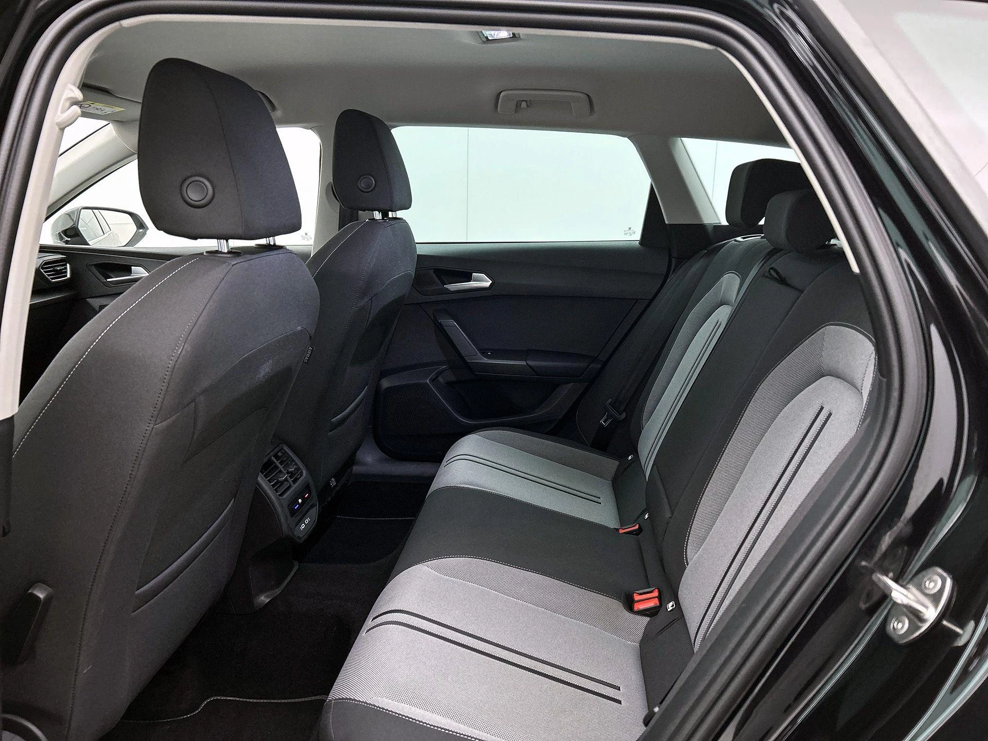 SEAT Leon Sportstourer 1.0 TSI Style Launch Edition
