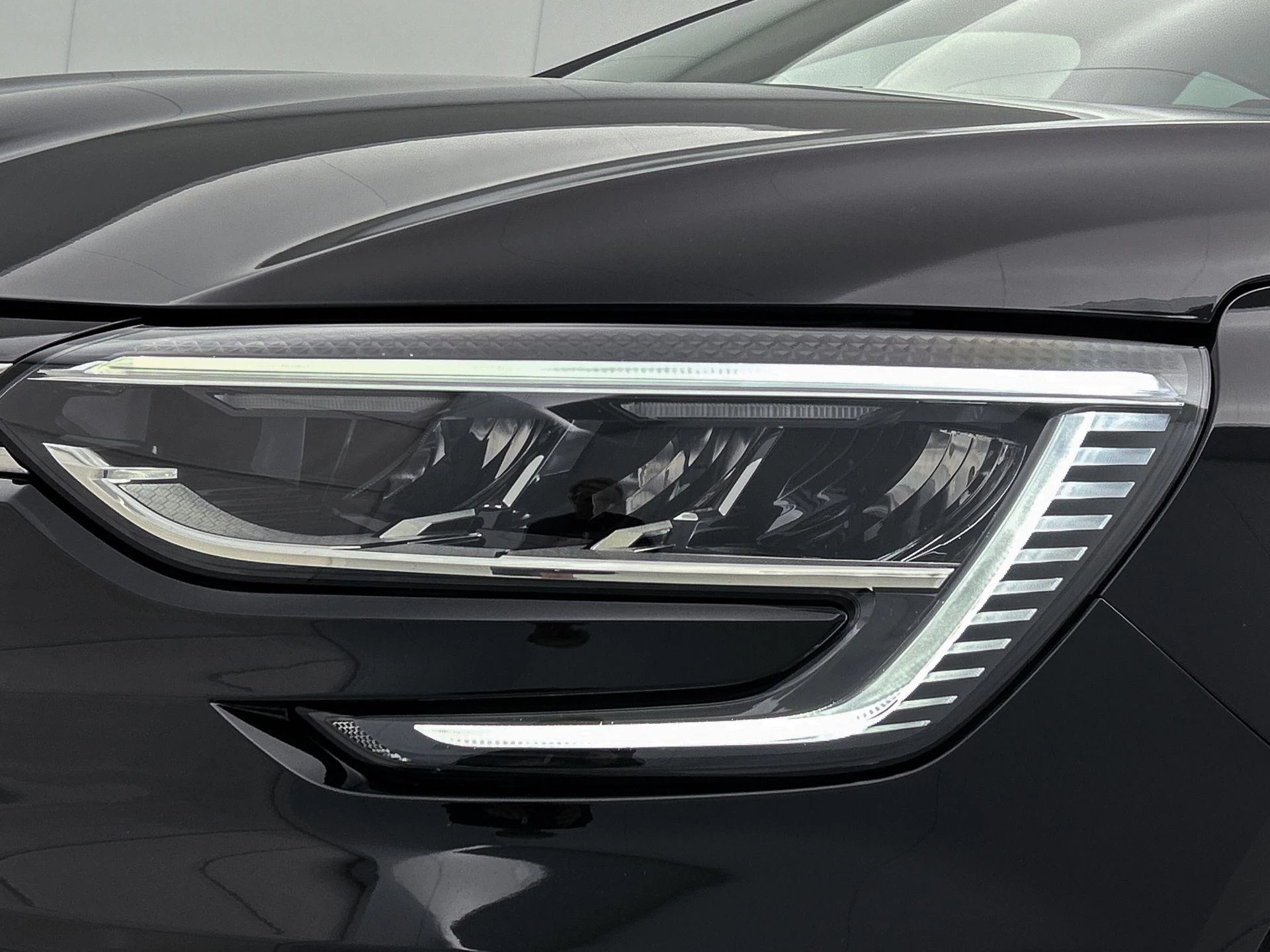 Renault-Mégane Estate-image-12