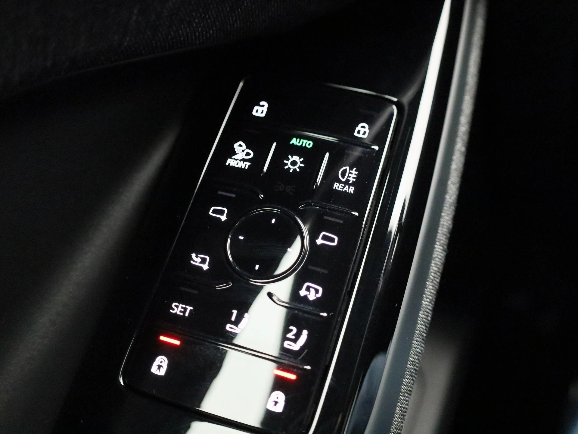 Audi-Q6 e-tron-image-29