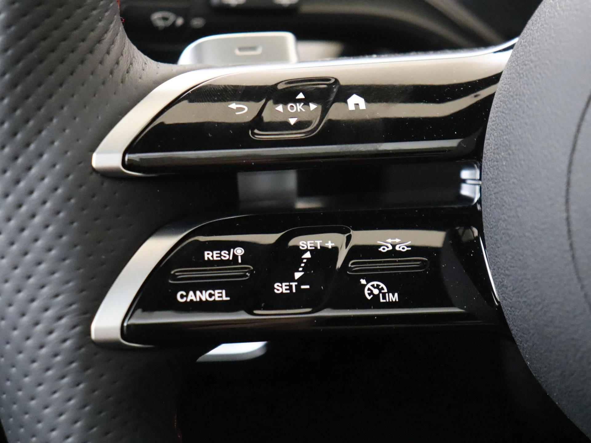 Mercedes-Benz CLA Shooting Brake 180 Business Solution AMG