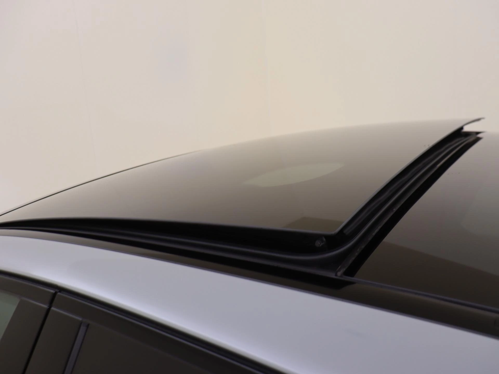 Mercedes-Benz-E-Klasse-image-36