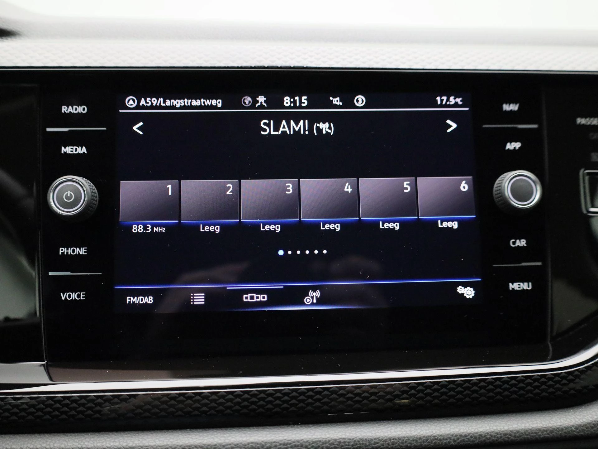 Volkswagen-Polo-image-14