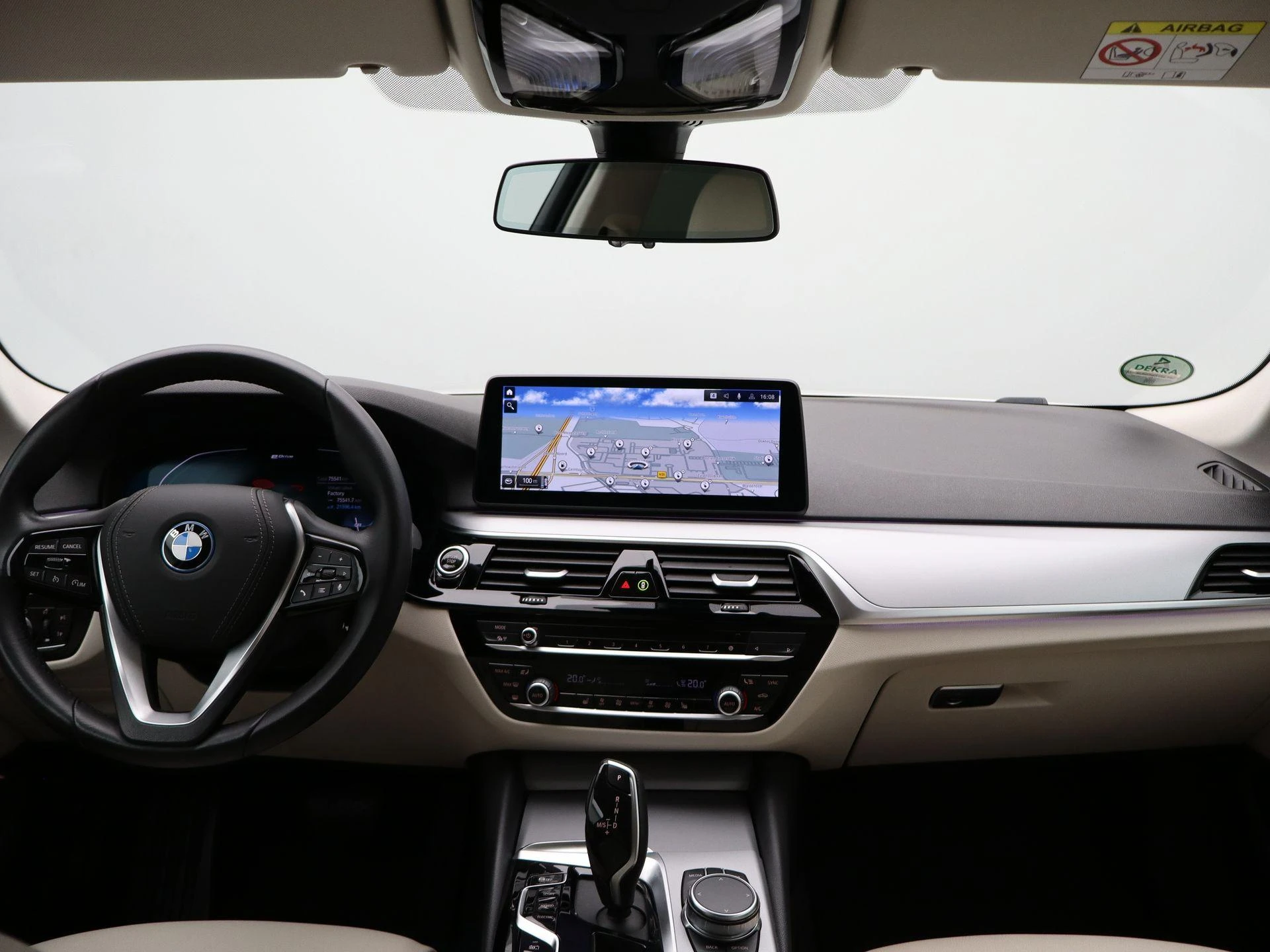BMW-5 Serie-image-32