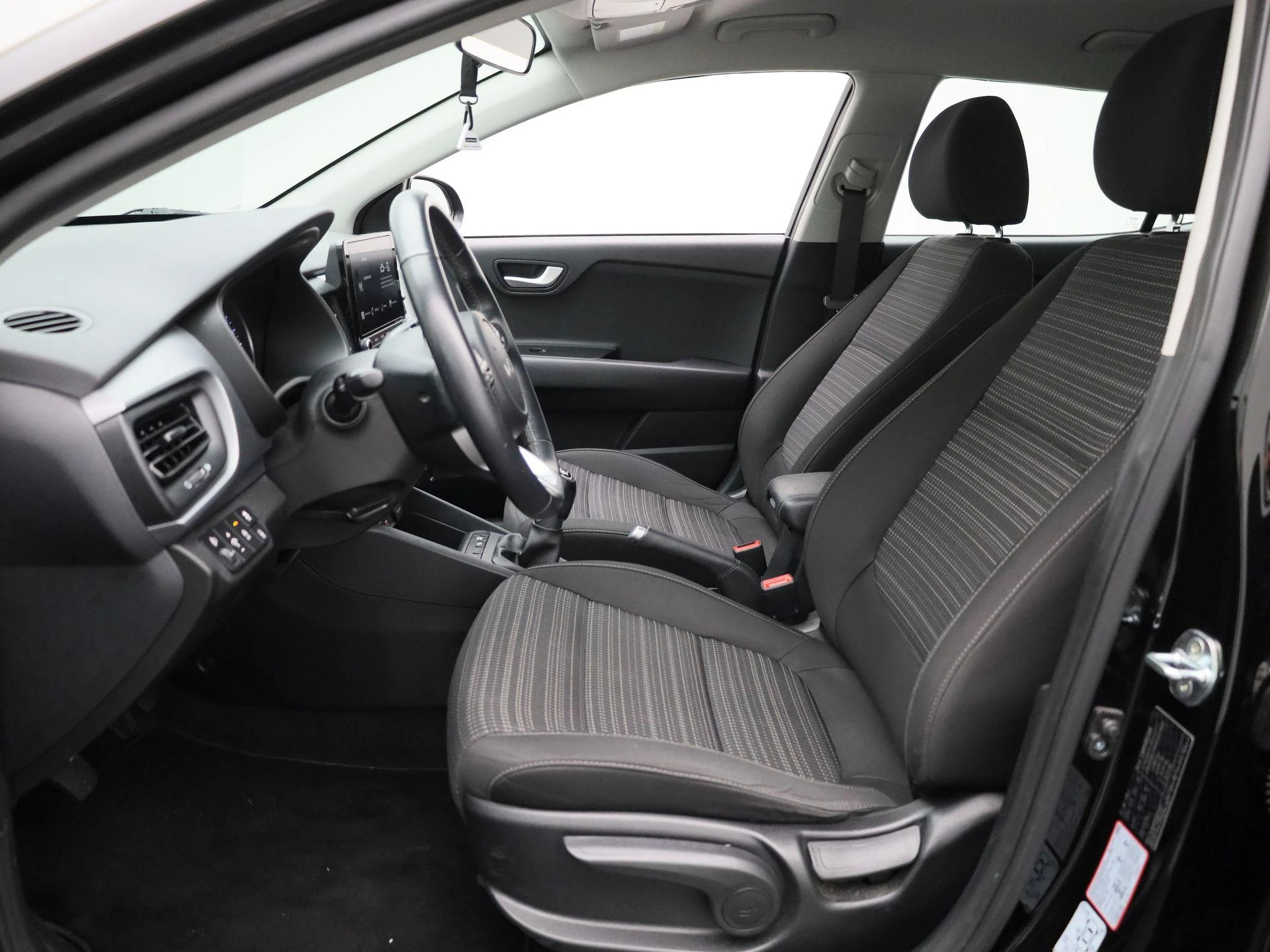 Kia-Stonic-image-9