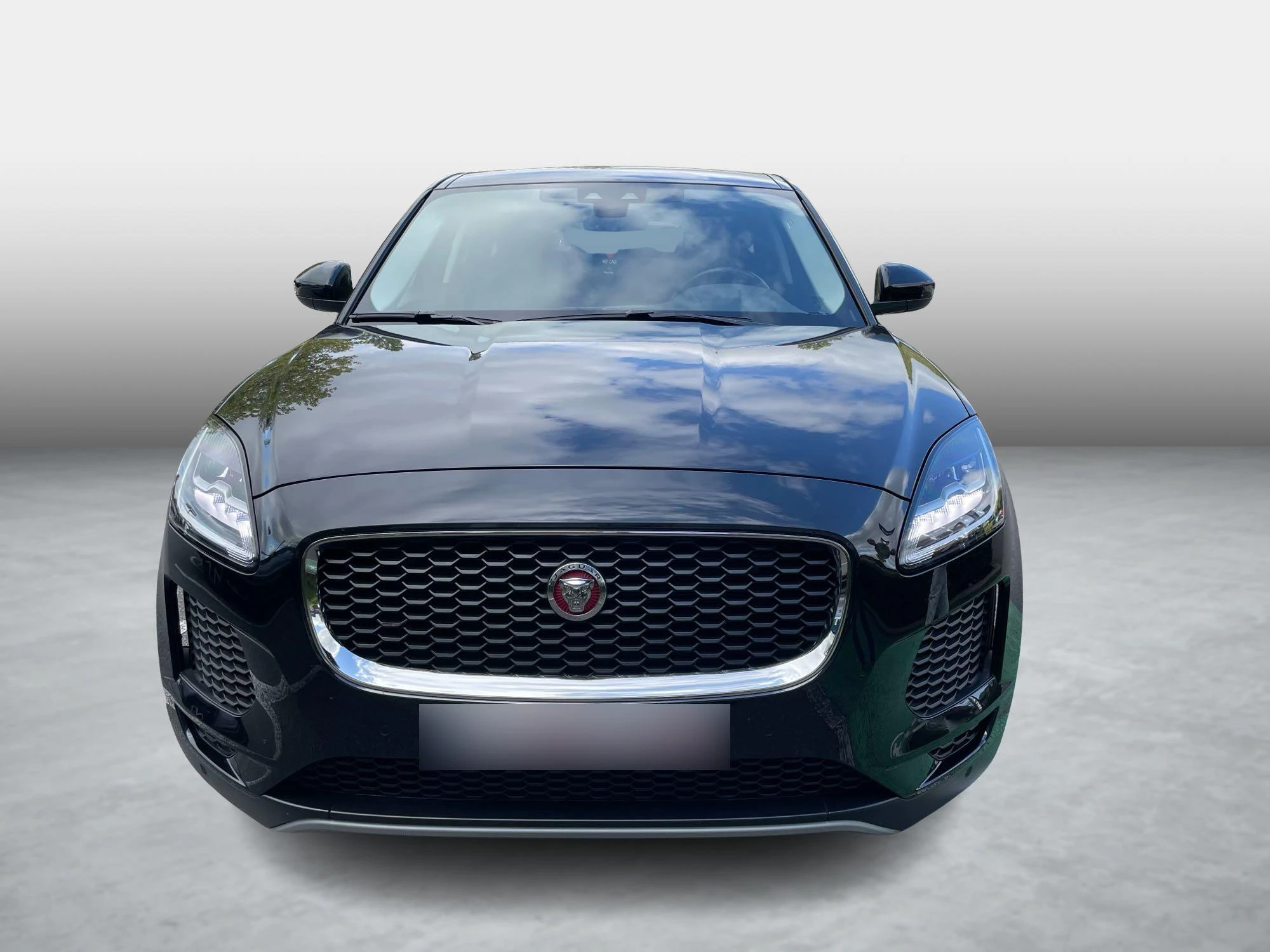 Jaguar-E-PACE-image-7