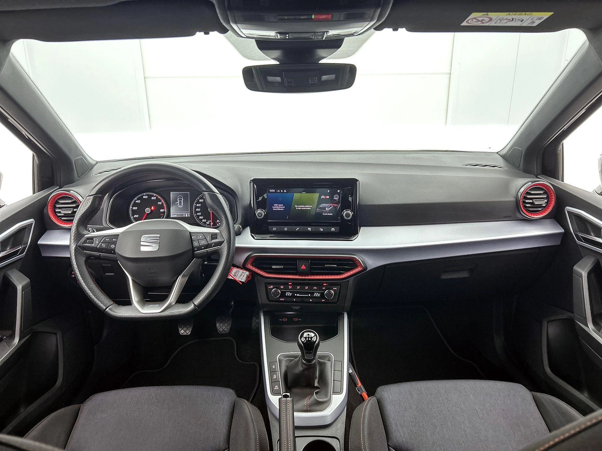 SEAT-Arona-image-20