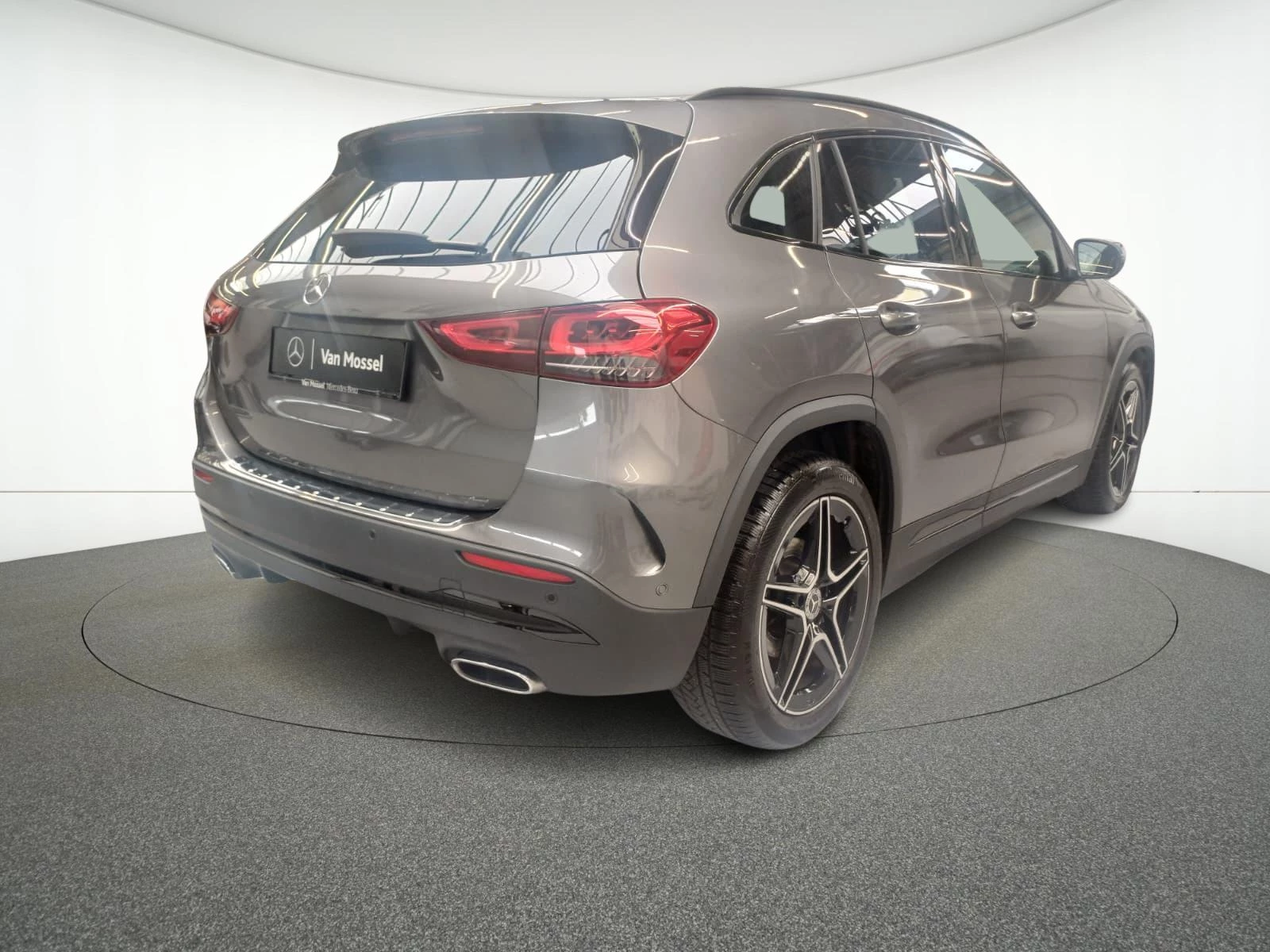 Mercedes-Benz GLA 200 d + AMG LINE + TREKHAAK + CAMERA +