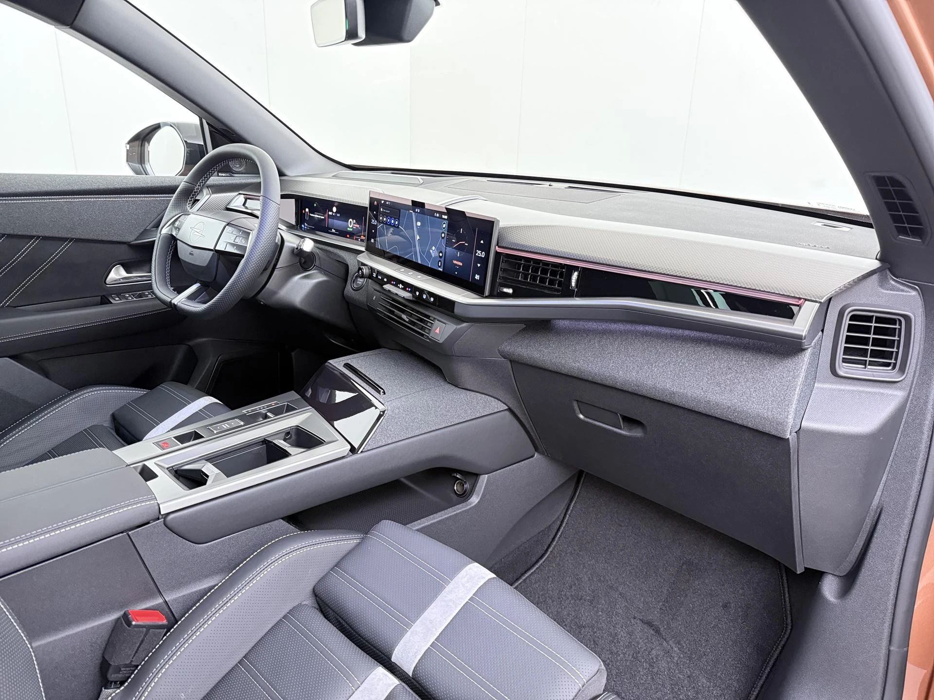 Opel-Grandland-image-35