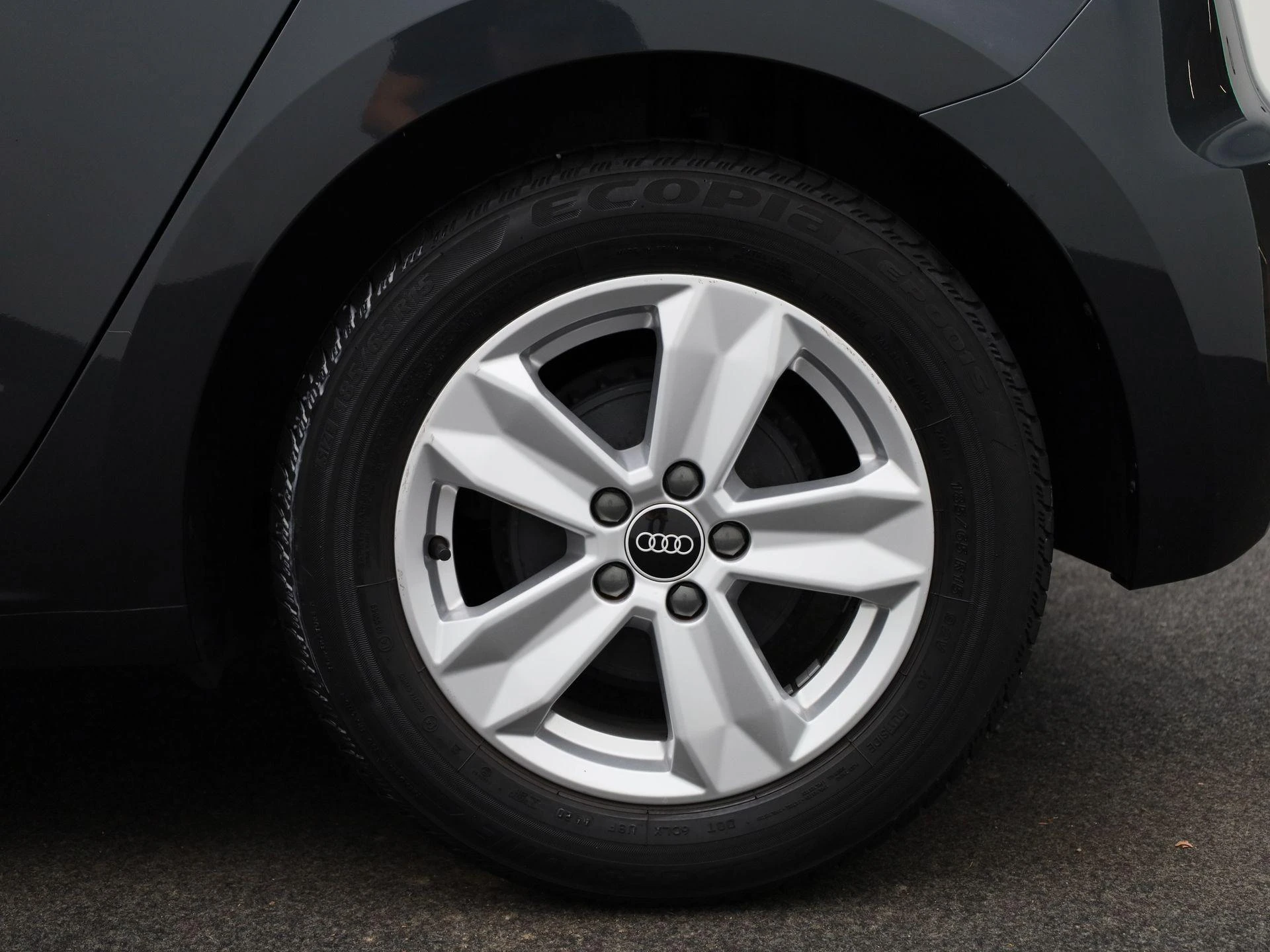 Audi-A1 Sportback-image-12