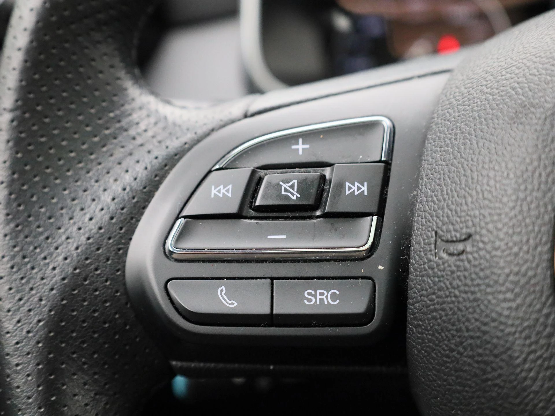MG-ZS EV-image-16