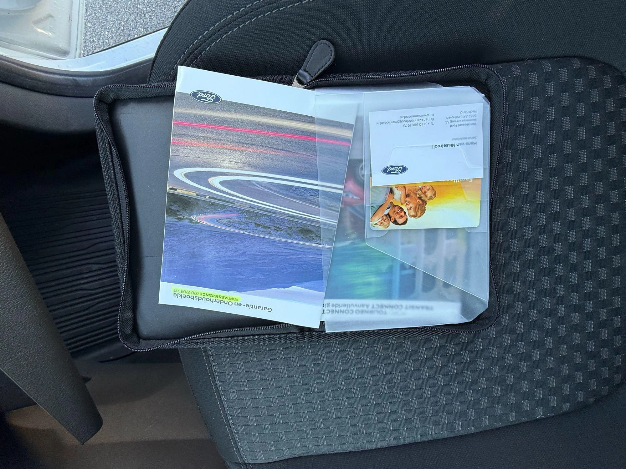 Ford-Transit Connect-image-10