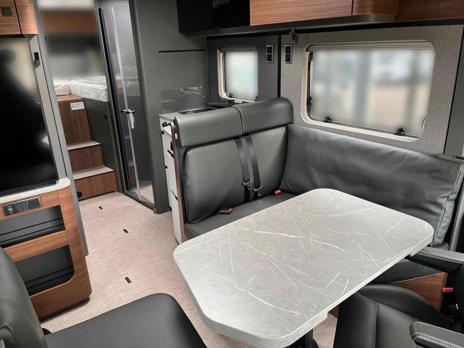 Hymer--image-10