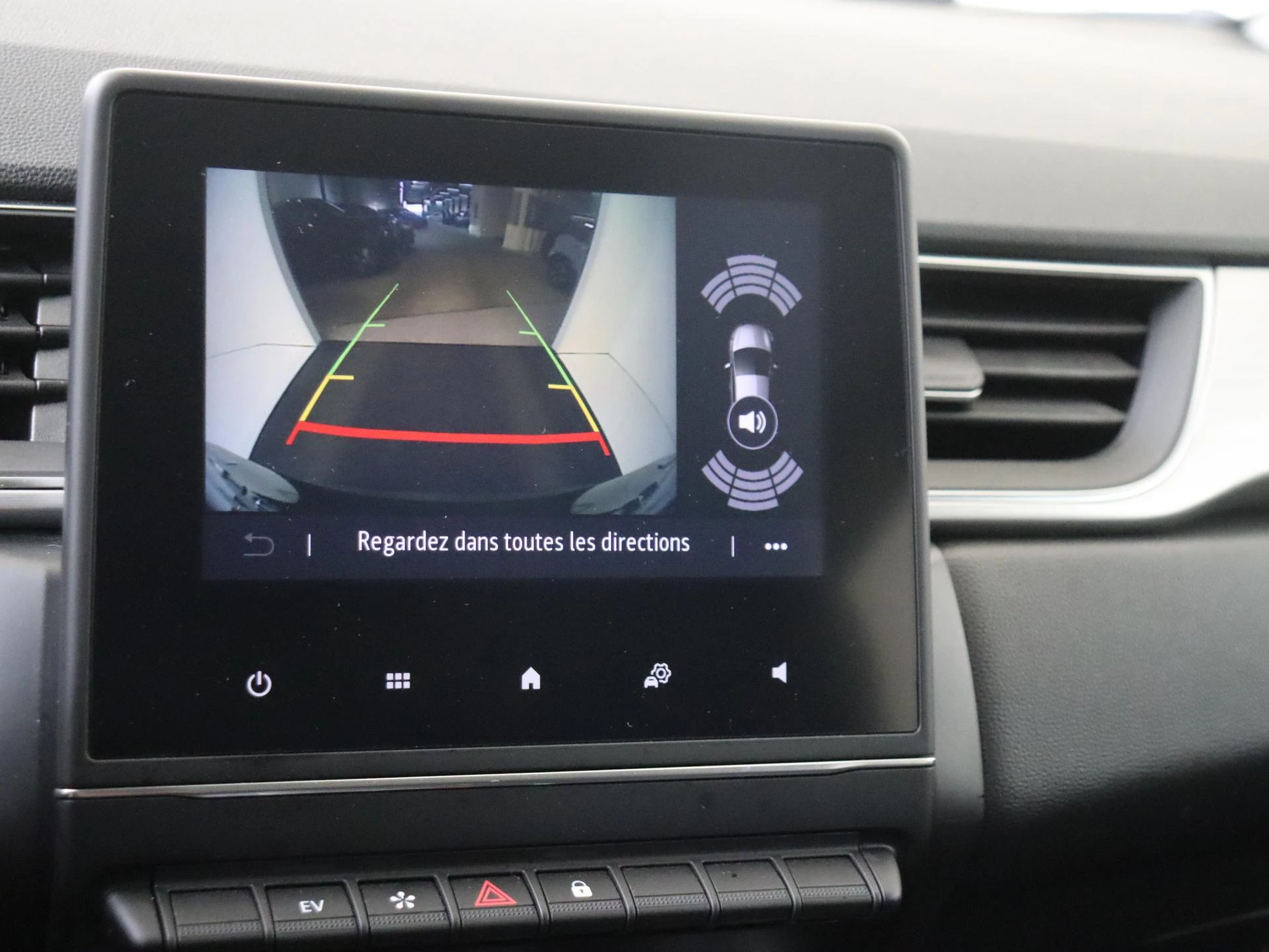 Renault-Captur-image-18