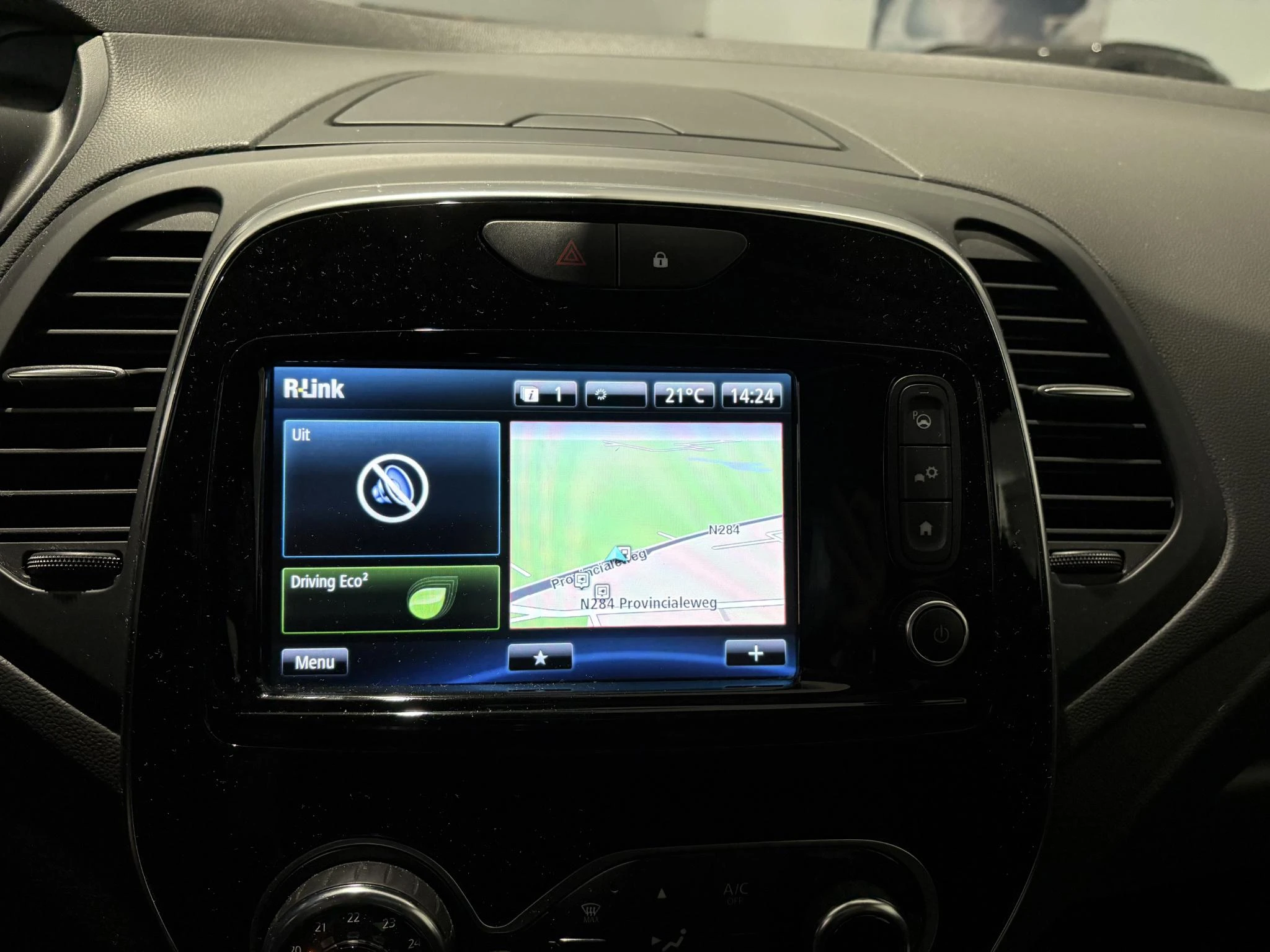 Renault-Captur-image-19