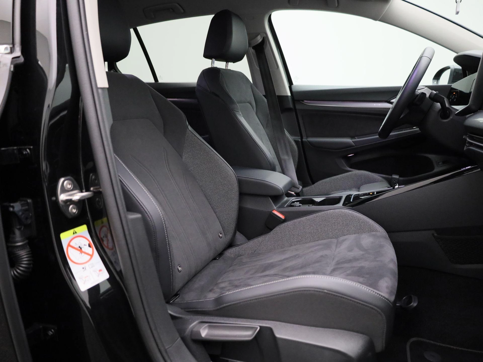 Volkswagen Golf 1.5 eHybrid Style Edition 204 PK|
