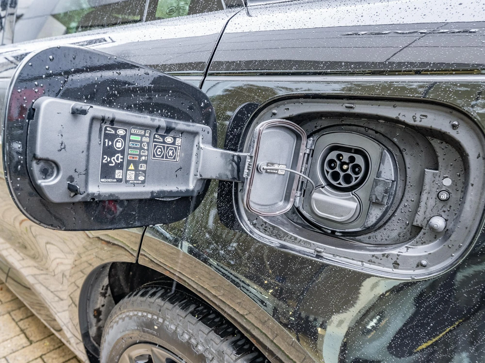 Land Rover-Range Rover Sport-image-13
