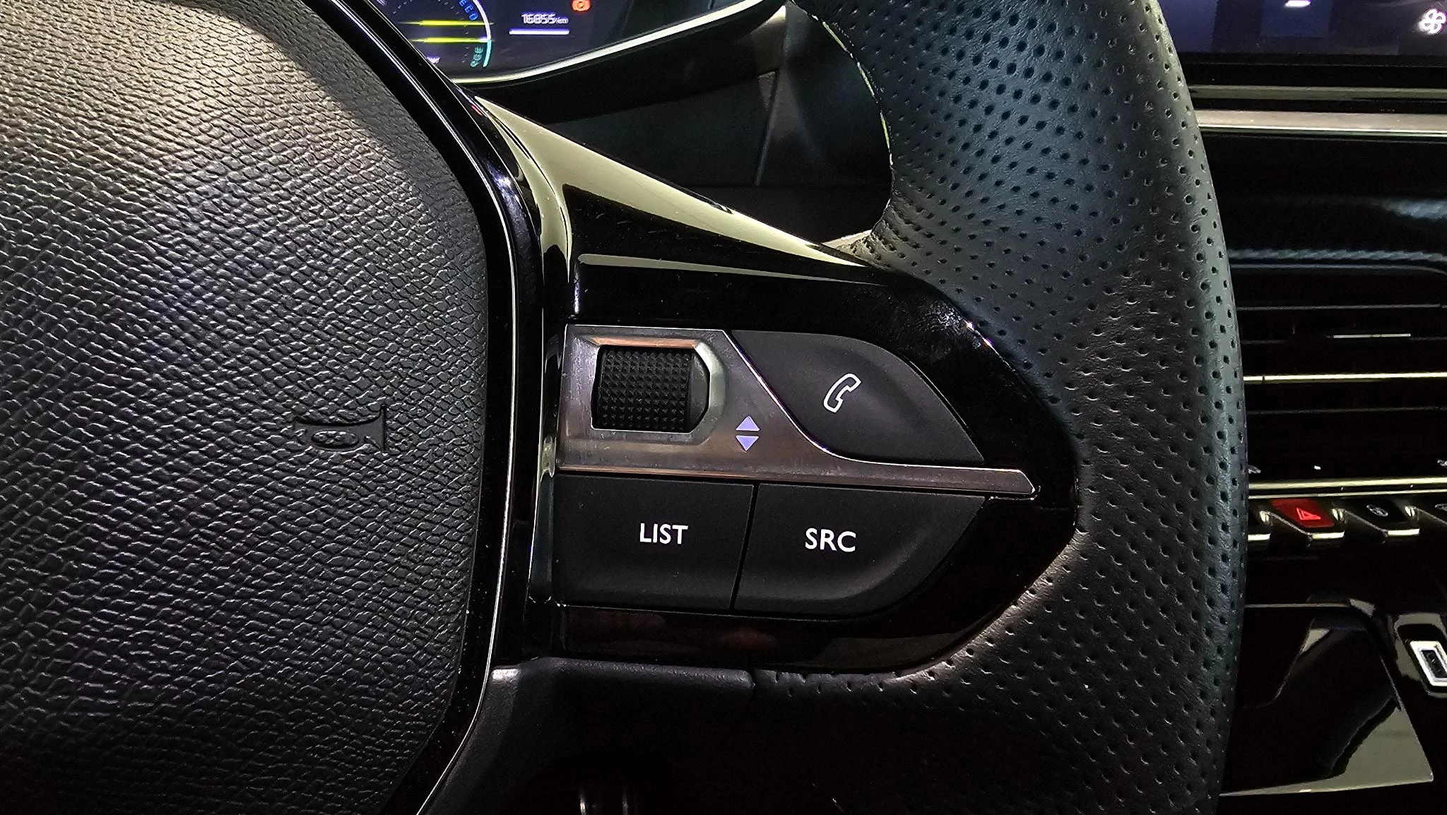 Peugeot e-2008 EV GT Avantage 54 kWh