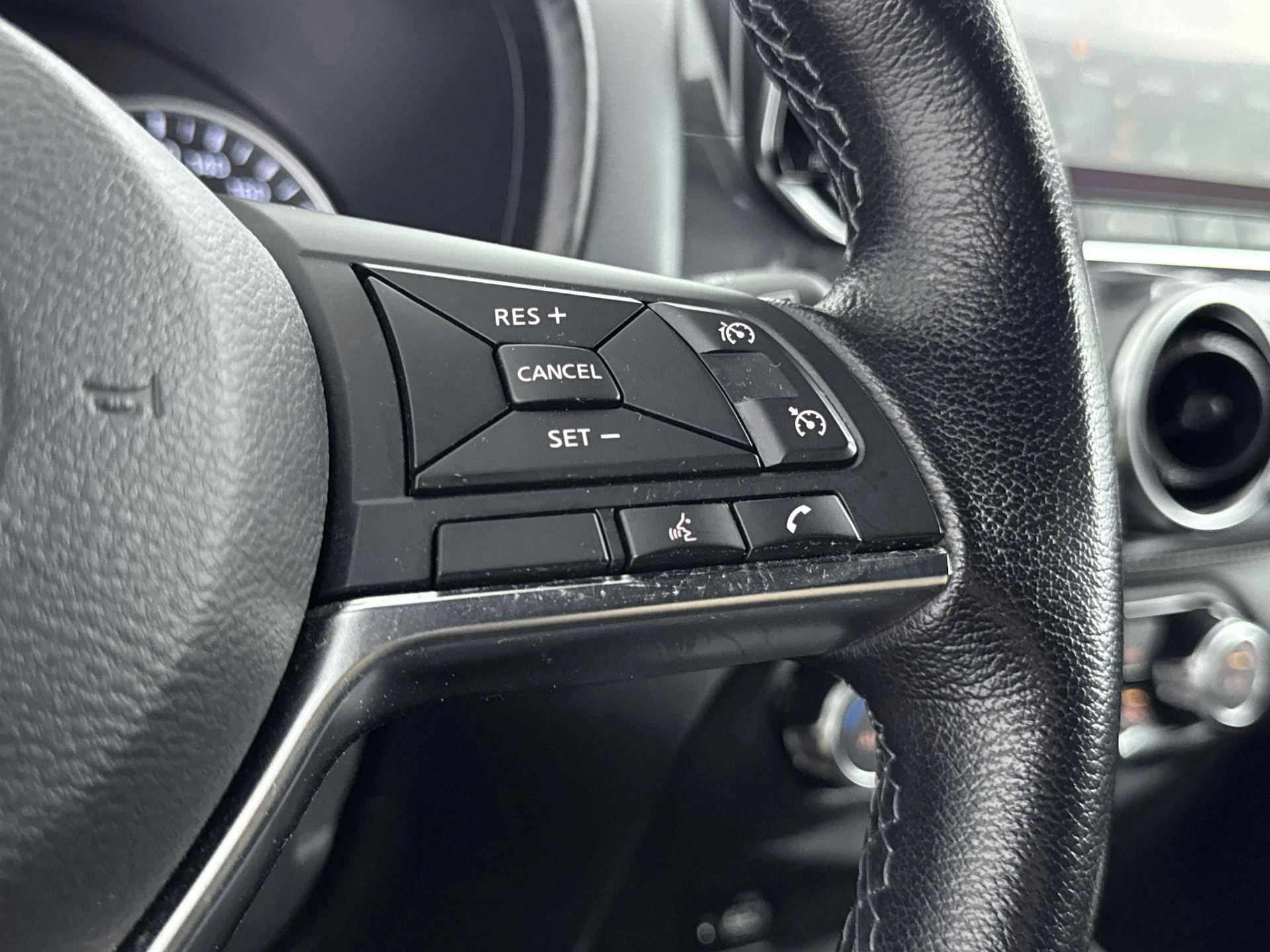 Nissan-Juke-image-5