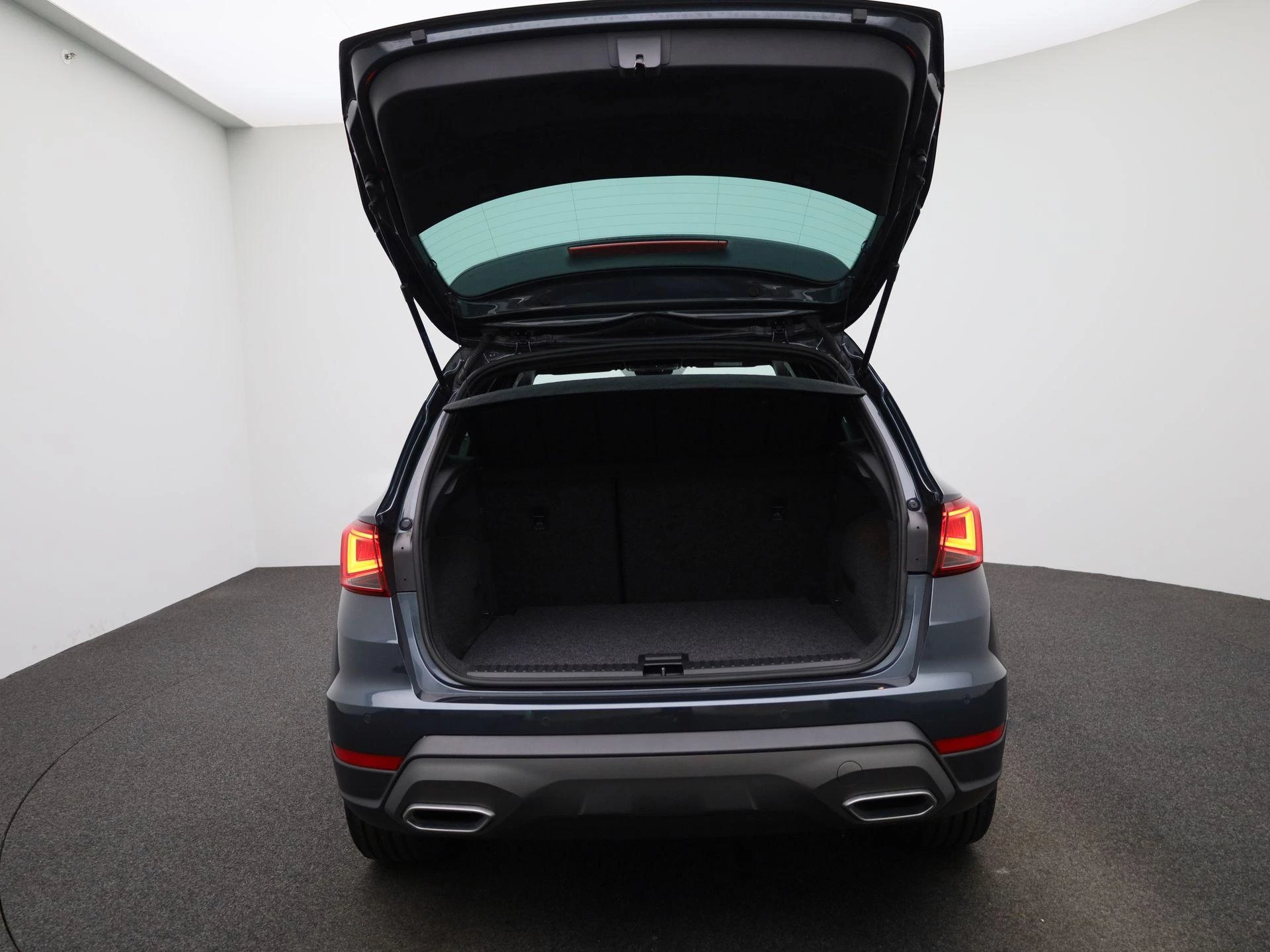 SEAT-Arona-image-10