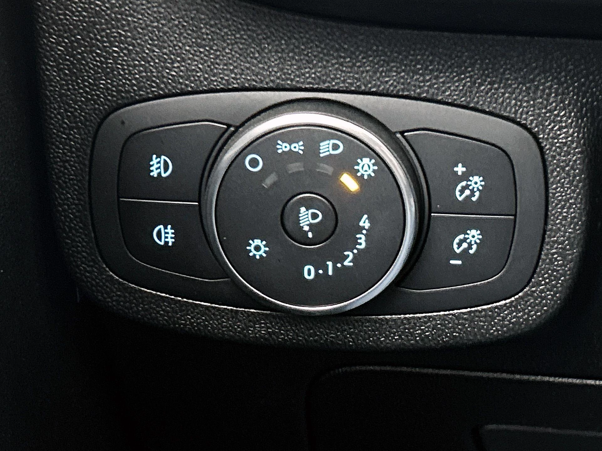 Ford-Fiesta-image-27