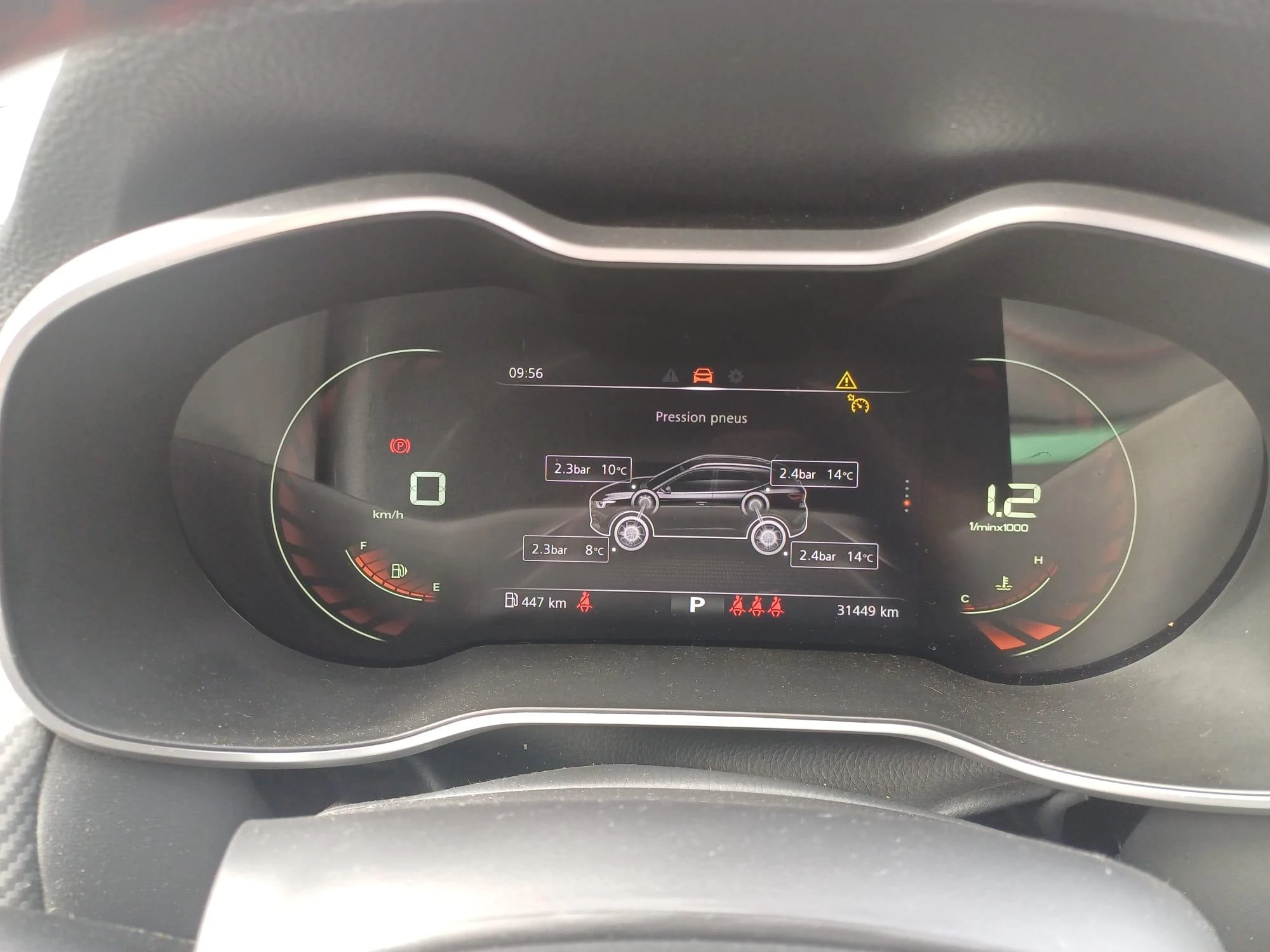 MG ZS Luxury