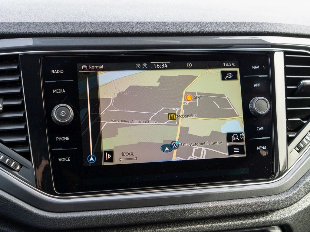 Volkswagen T-Roc 1.5 TSI DSG Sport
