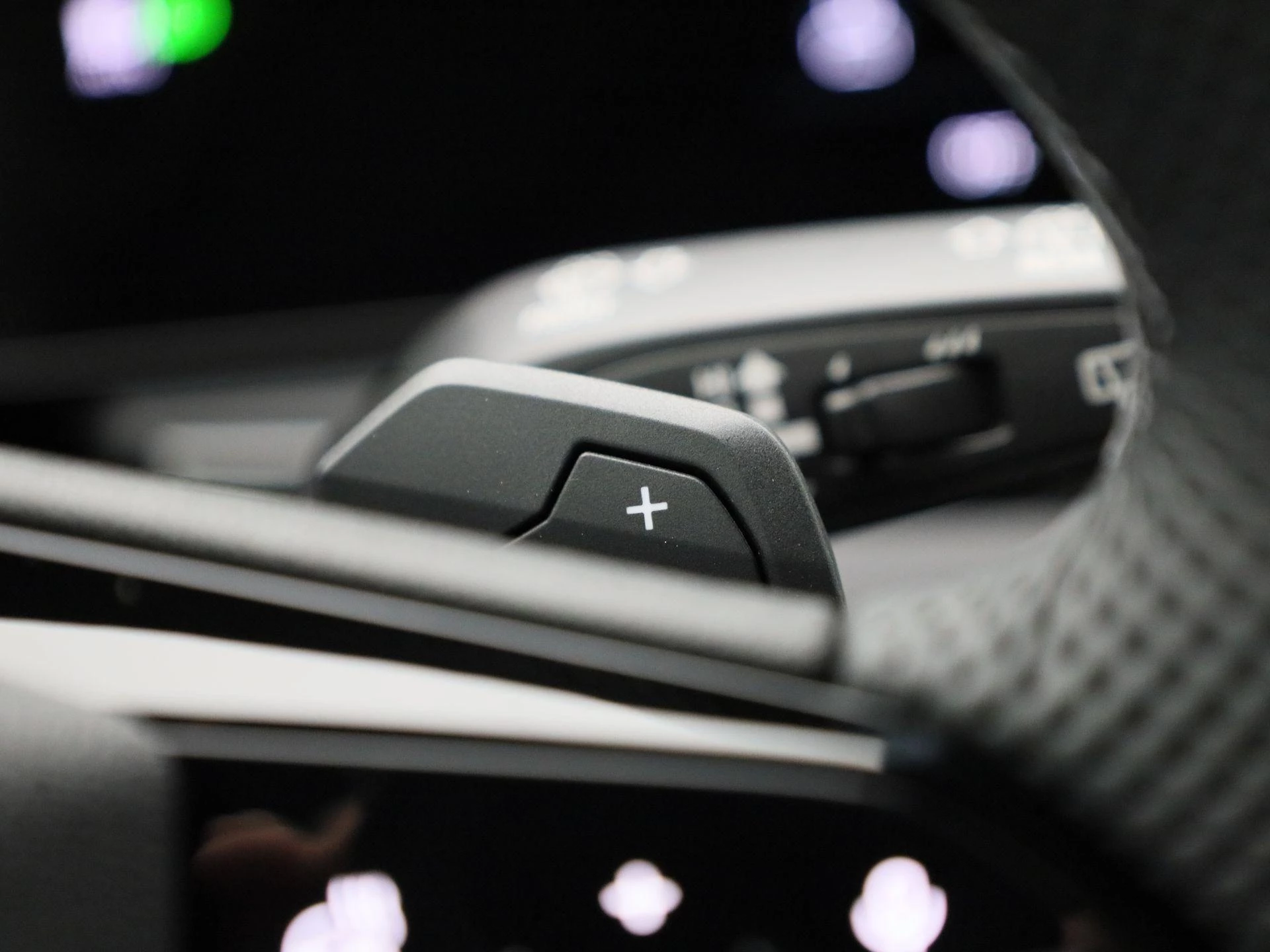 Audi A6 Avant 2.0 e-hybrid quattro S Competition 367 PK