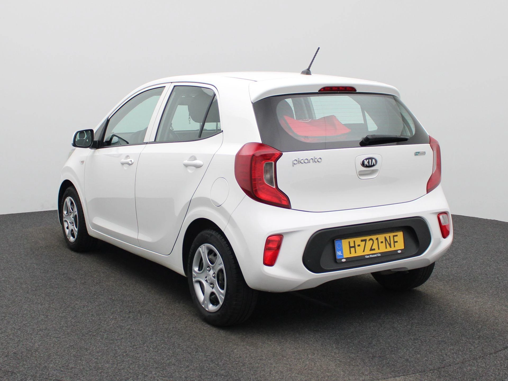 Kia-Picanto-image-1