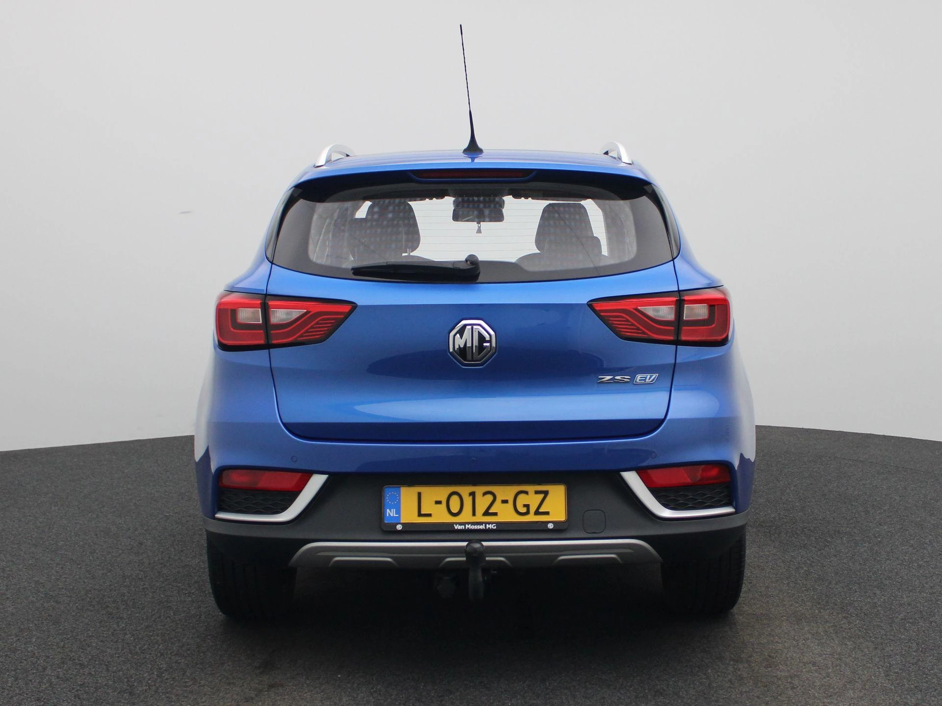 MG-ZS EV-image-4