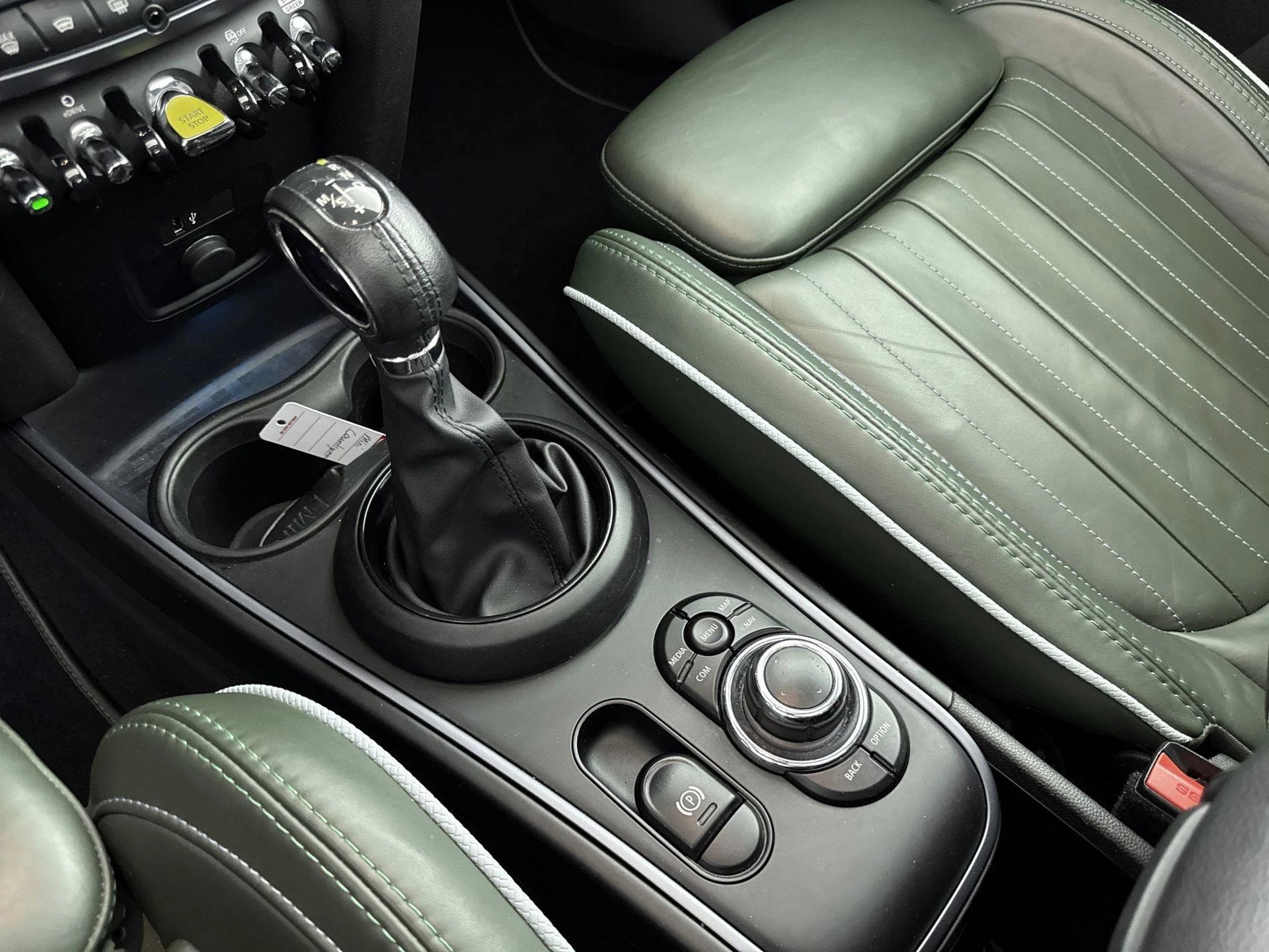 MINI-Countryman-image-12