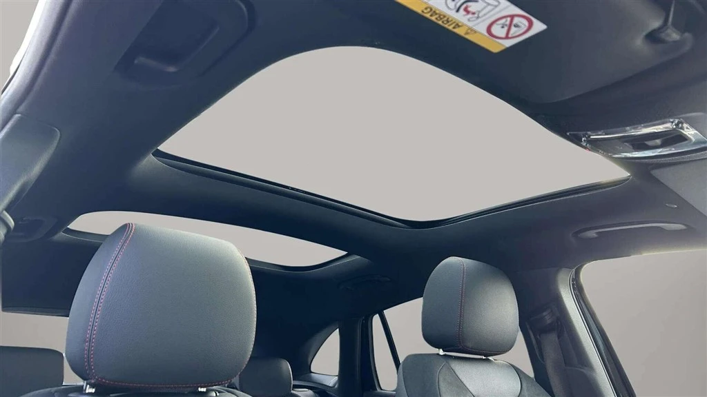 Mercedes-Benz-EQA-image-22