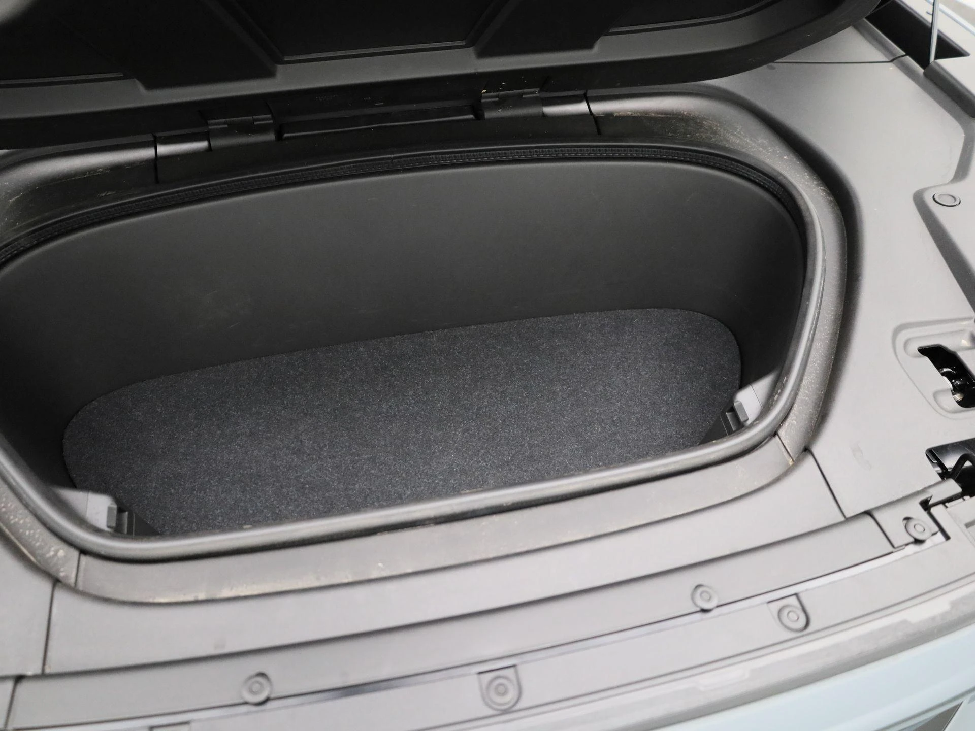 Volvo-C40-image-32