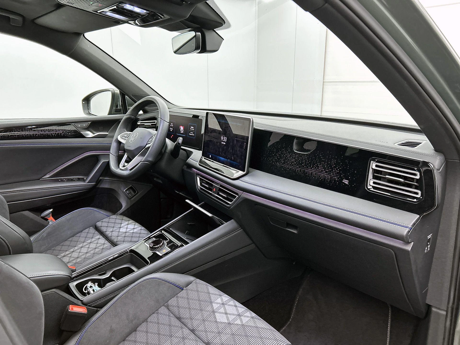 Volkswagen Tiguan 1.5 eHybrid R-Line Business | 204 PK |