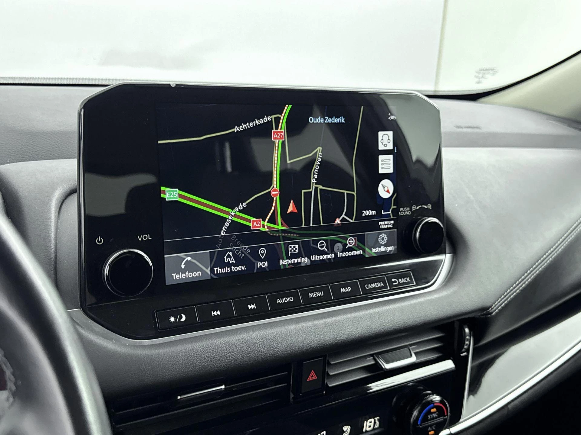 Nissan-QASHQAI-image-22