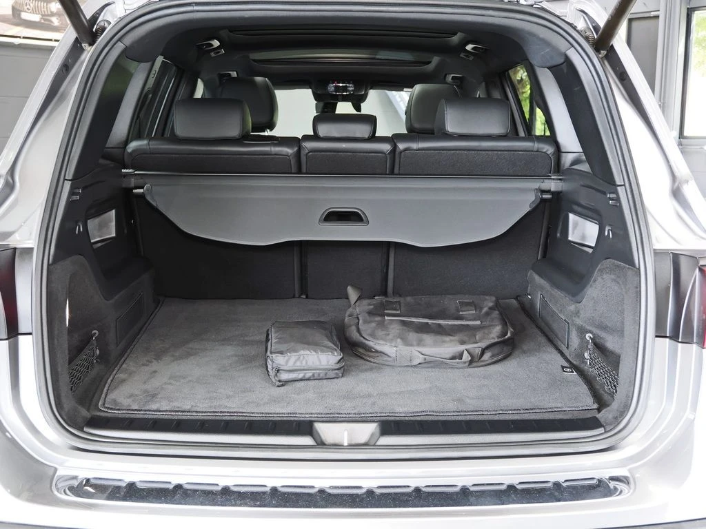 Mercedes-Benz-EQB 250-image-15