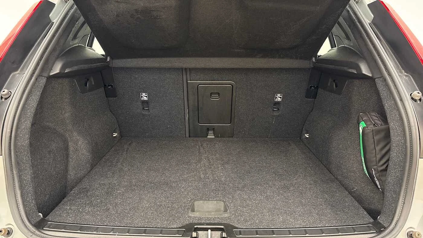 Volvo-XC40-image-11