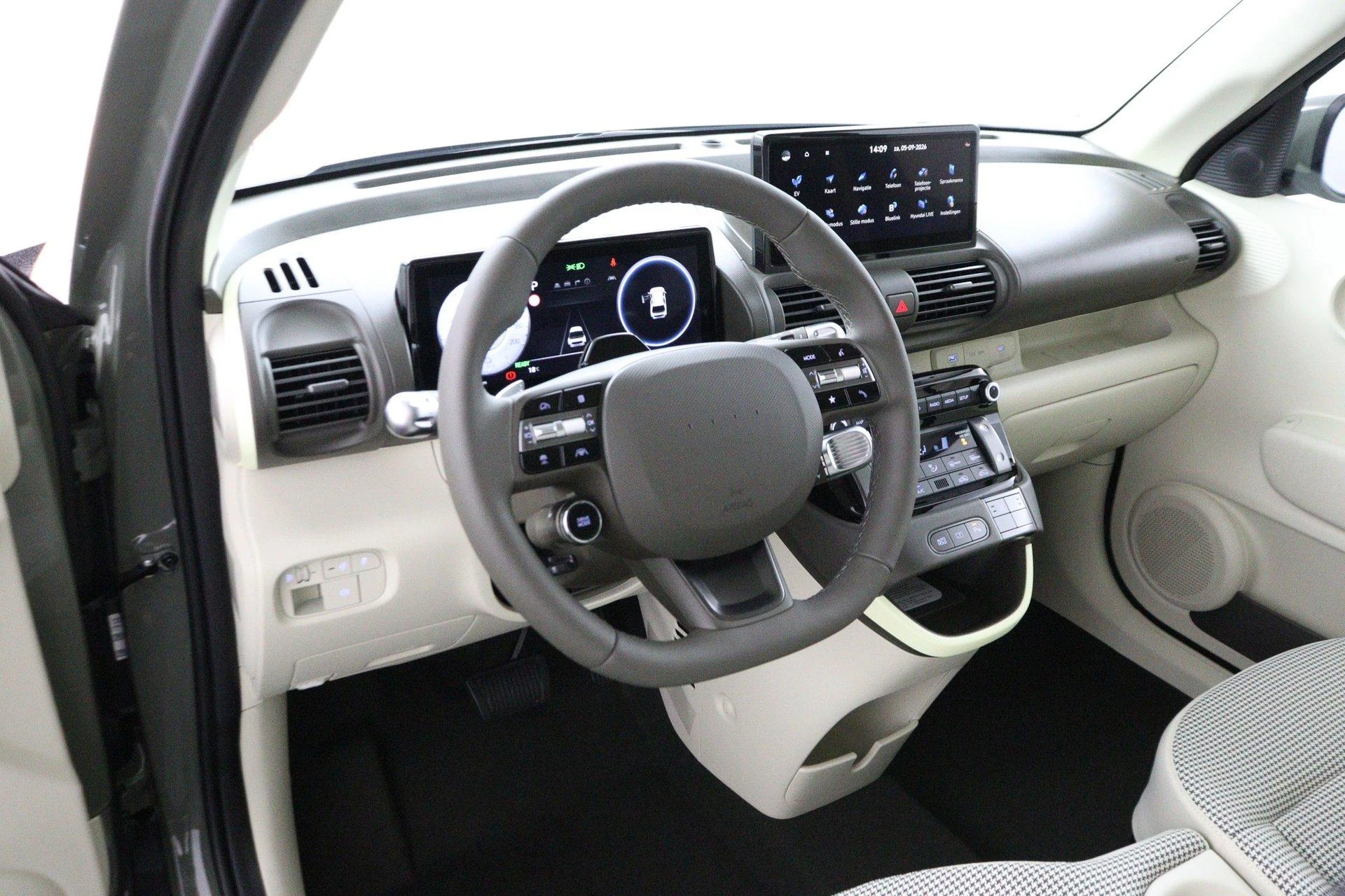Hyundai-Inster-image-65