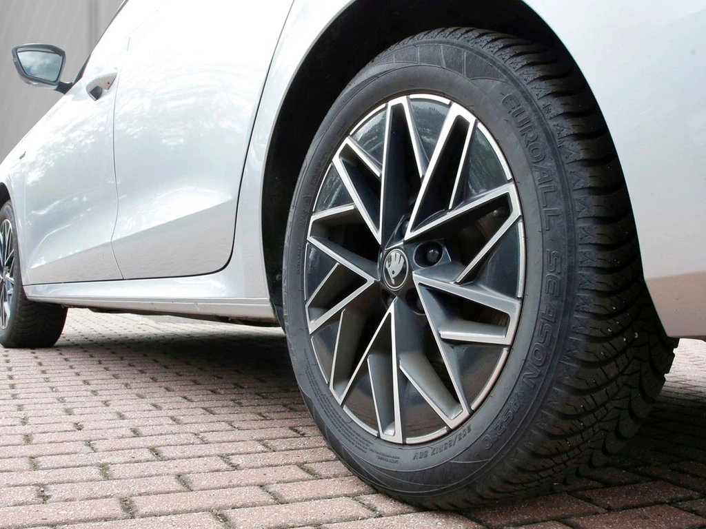 Škoda-Octavia-image-4