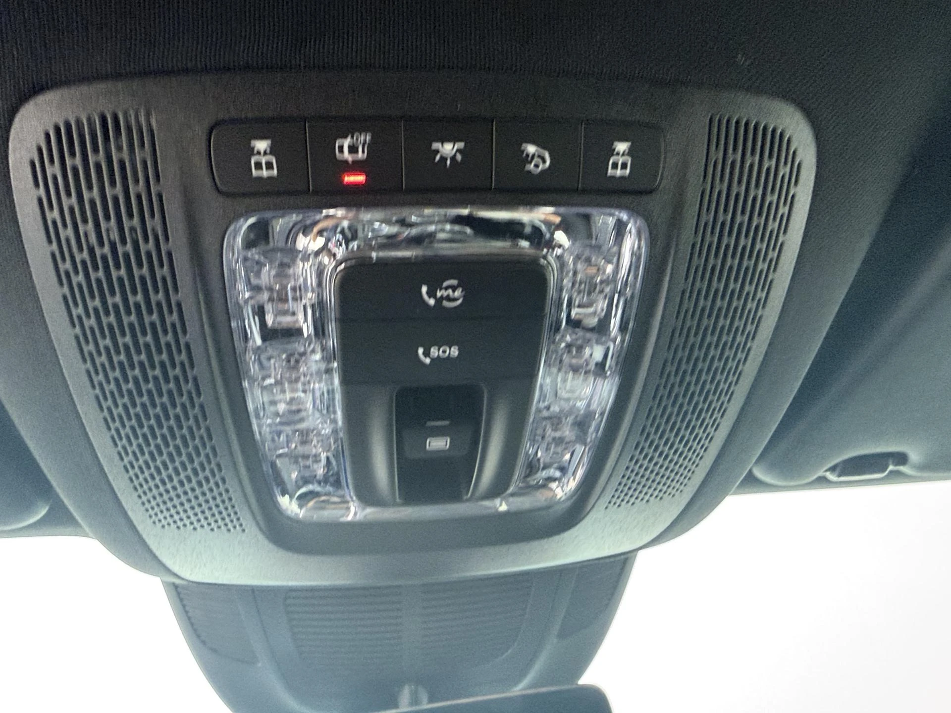 Mercedes-Benz-GLE-image-23