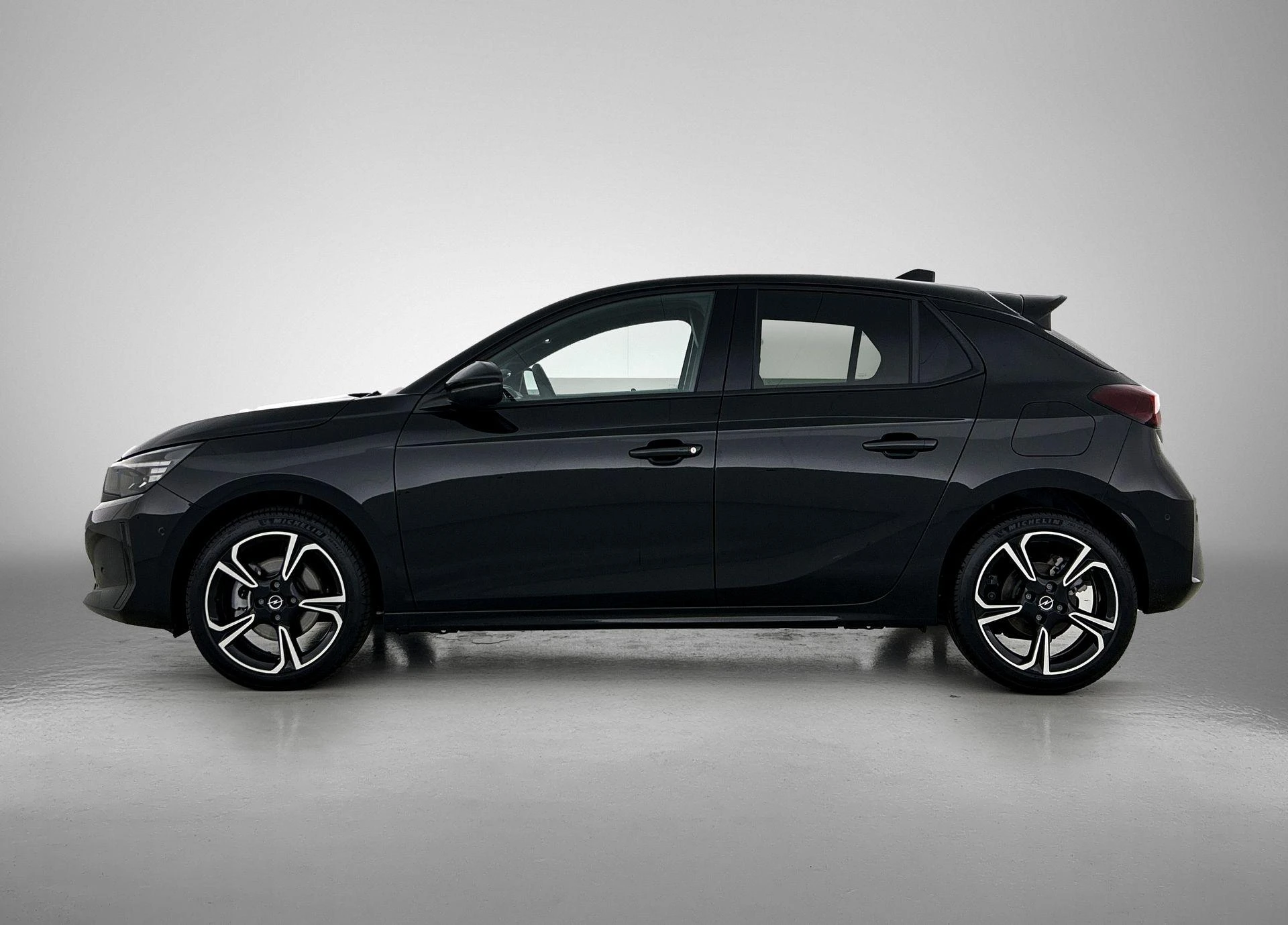 Opel-Corsa-image-1