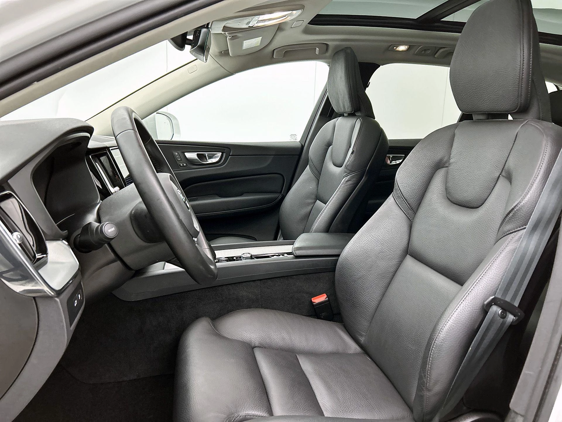Volvo XC60 2.0 T6 Plug-in hybrid AWD Plus Bright